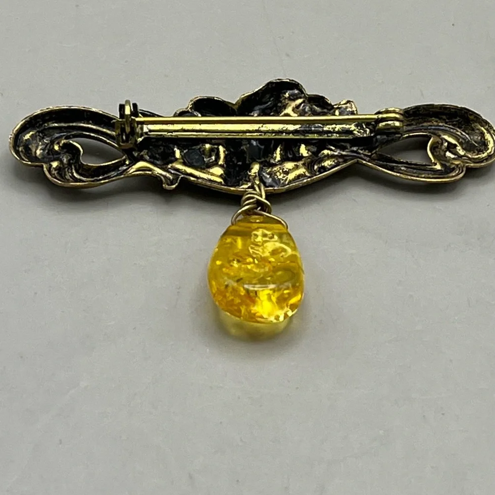 Elegant Gold Tone Floral Brooch with Amber Drop Antique Jewelry Statement Piece